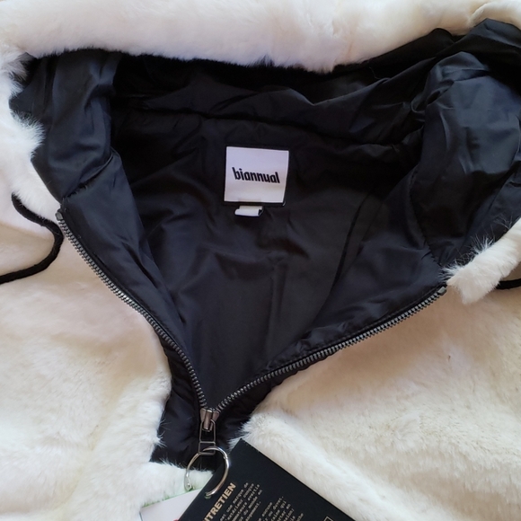 Biannual - Hoodie Pullover Winter Jacket - Picture 9 of 15